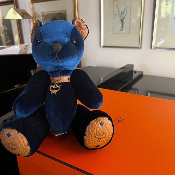 Brand New MCM Teddy Bear - Picture 8 of 9